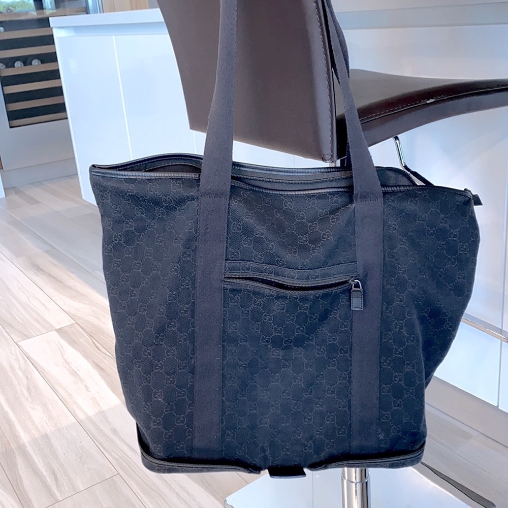 AUTHENTIC GUCCI TRAVEL FOLDABLE CHOCOLATE BROWN TOTE $1400